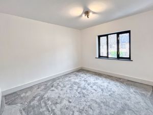 Photo 17- click for photo gallery